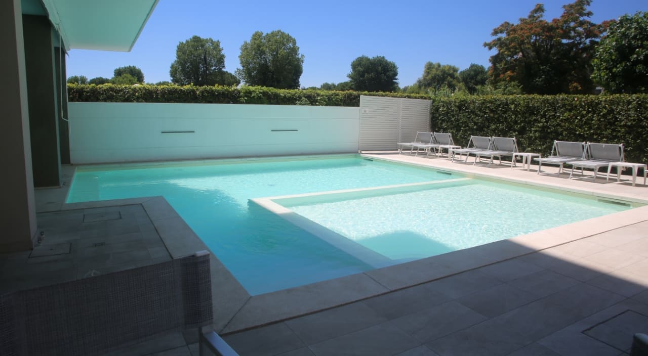 edilcostruzioni impresa piscina hotel esterna