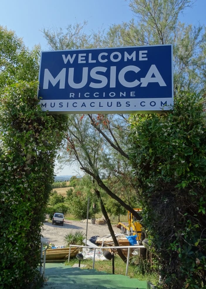 edilcostruzioni misano discoteca musica lavori
